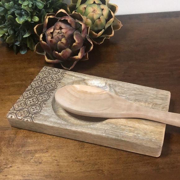 Natural Wood Spoon Rest Utensil Handcrafted Boho in India NWOT - Picture 3 of 8